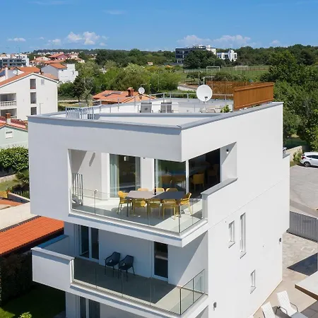 Nyaraló Mit Privatpool Fuer 8 Personen Ca 175 Qm In Medulin, Istrien Suedkueste Von Istrien